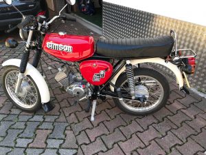 Apel Garage Uder Simson